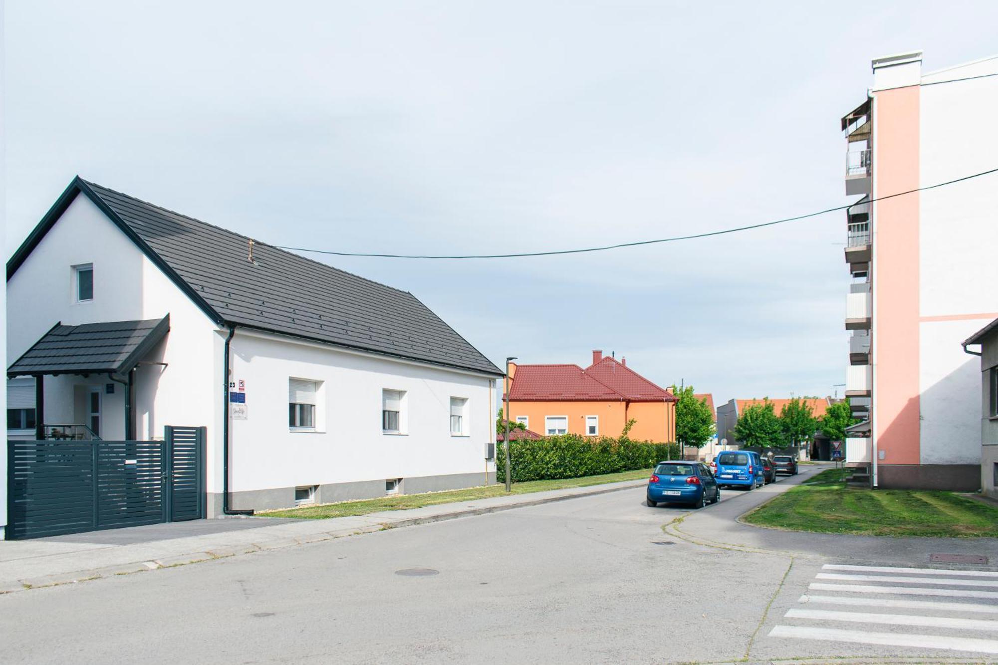 Goodlife Studio Apartment Pozega Exterior photo